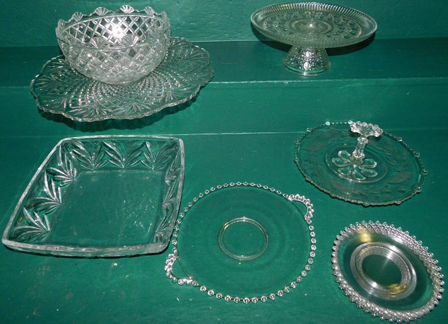 Lot Clear Glassware: Lot Clear Glassware.