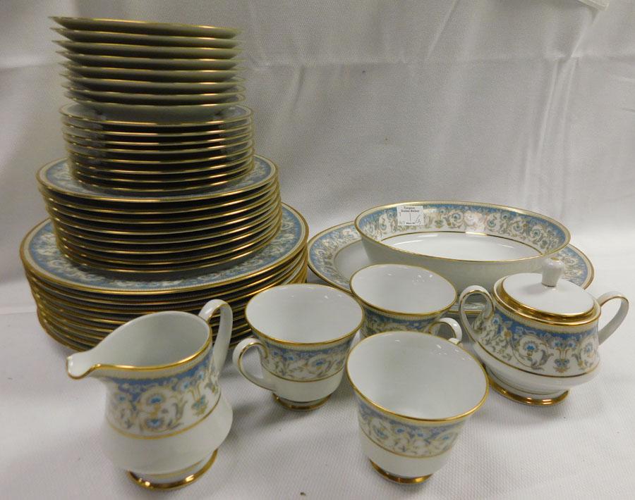 39 Pc Noritake Polonise China: 39 Pc Noritake Polonise China.