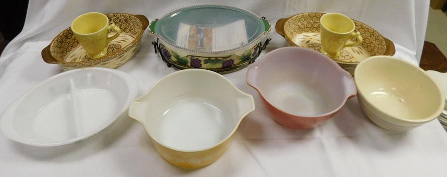 Pyrex Bowl -- Mixing Bowls: Pyrex Bowl -- Mixing Bowls.