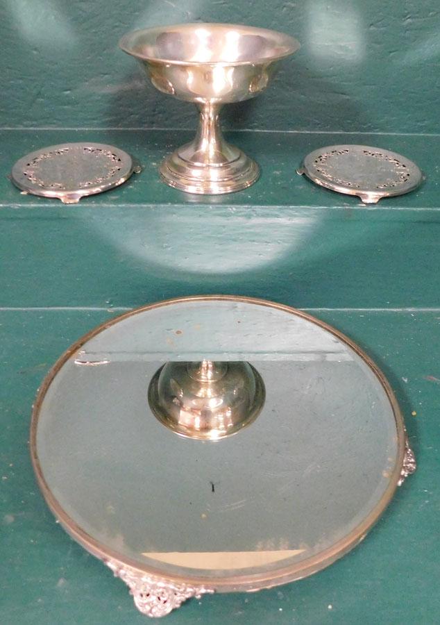 Silver Plate Mirrored Plateau Compote & 2 Trivets: Silver Plate Mirrored Plateau Compote & 2 Trivets. 14 1/2" Dia (Plateau)