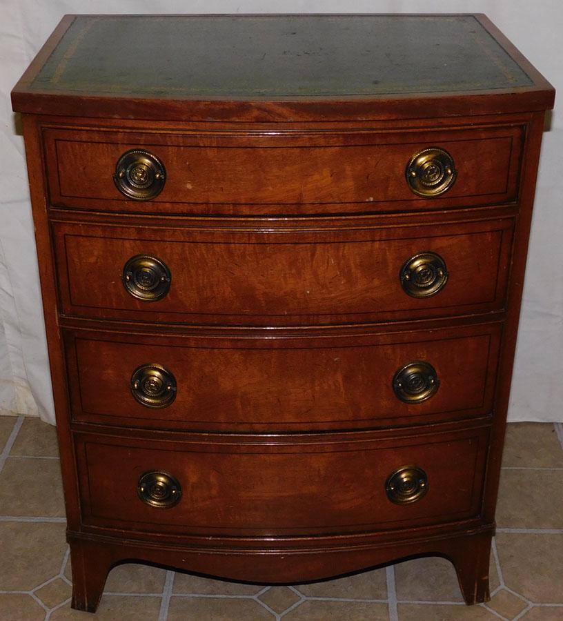 Leather Top Bowfront Mahogany Henredon Chest: Leather Top Bowfront Mahogany 4 Drawer Chest by Henredon. 22 1/4" W 16 1/4" D 28 1/2" H