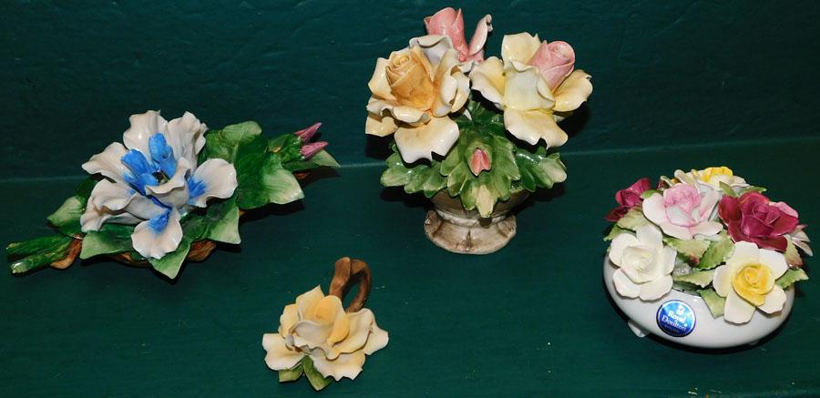 4 Capodimonte & Royal Doulton Flower Groups: 4 Capodimonte & Royal Doulton Flower Groups. Up to 5" H