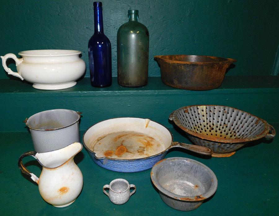 Cast Iron Pot, Graniteware, Enamel, & Vintage Bottle: Cast Iron Pot by Griswold, Graniteware, Enamel, & Vintage Glass Bottle Lot. Up to 11 1/2" H