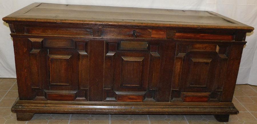 18th C English Oak Blanket Chest (1 of 9)