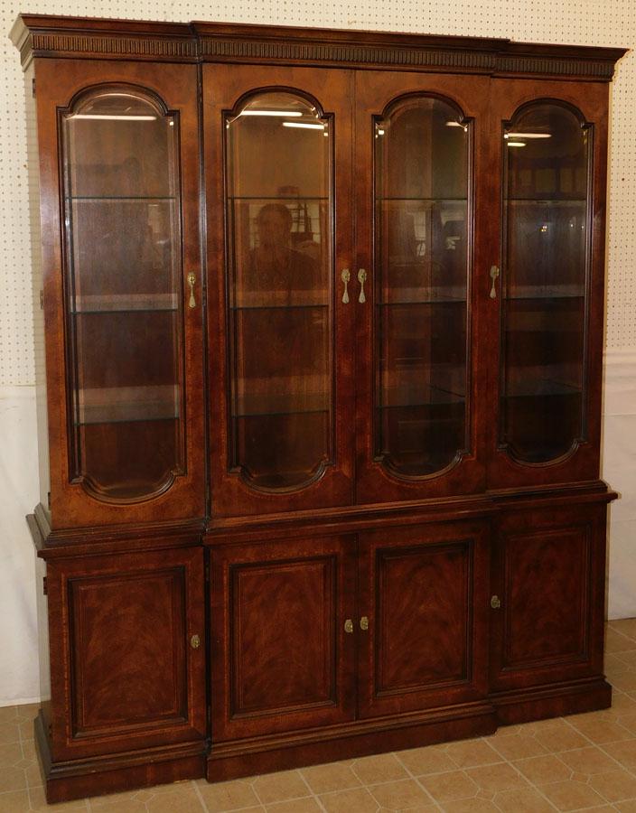 Mahogany Inlaid Henredon Breakfront (1 of 11)