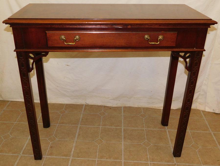 Banded Top Burl Walnut & Mah Ladies Desk (1 of 6)