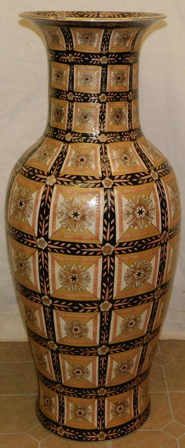 Large Porcelain Contemporary Palace Vase (1 of 4)
