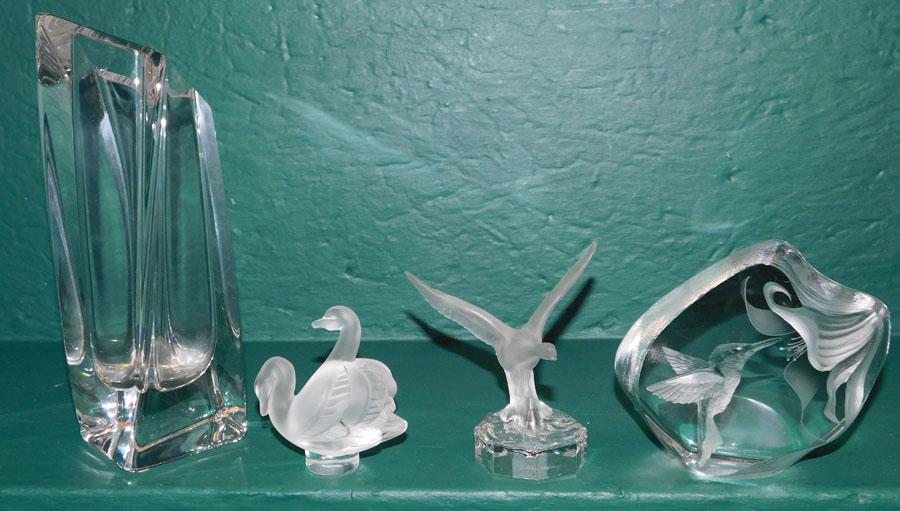 4 Signed Glass Items (1 of 7)