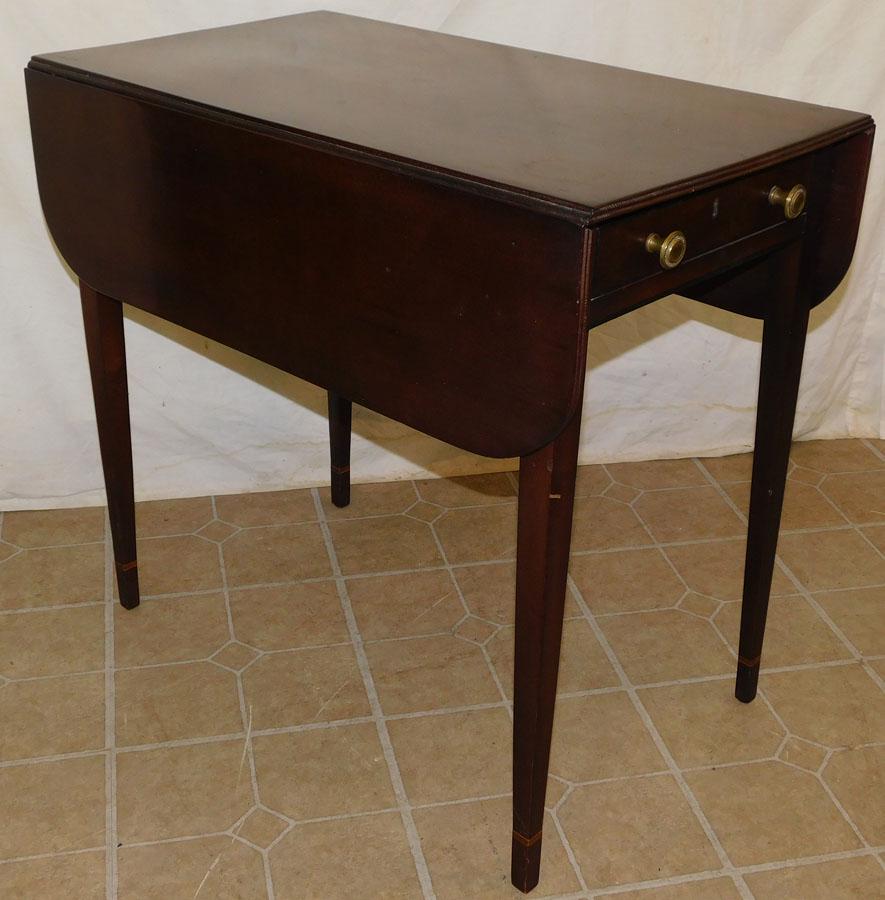 19th C Mahogany Pembroke Table (1 of 3)