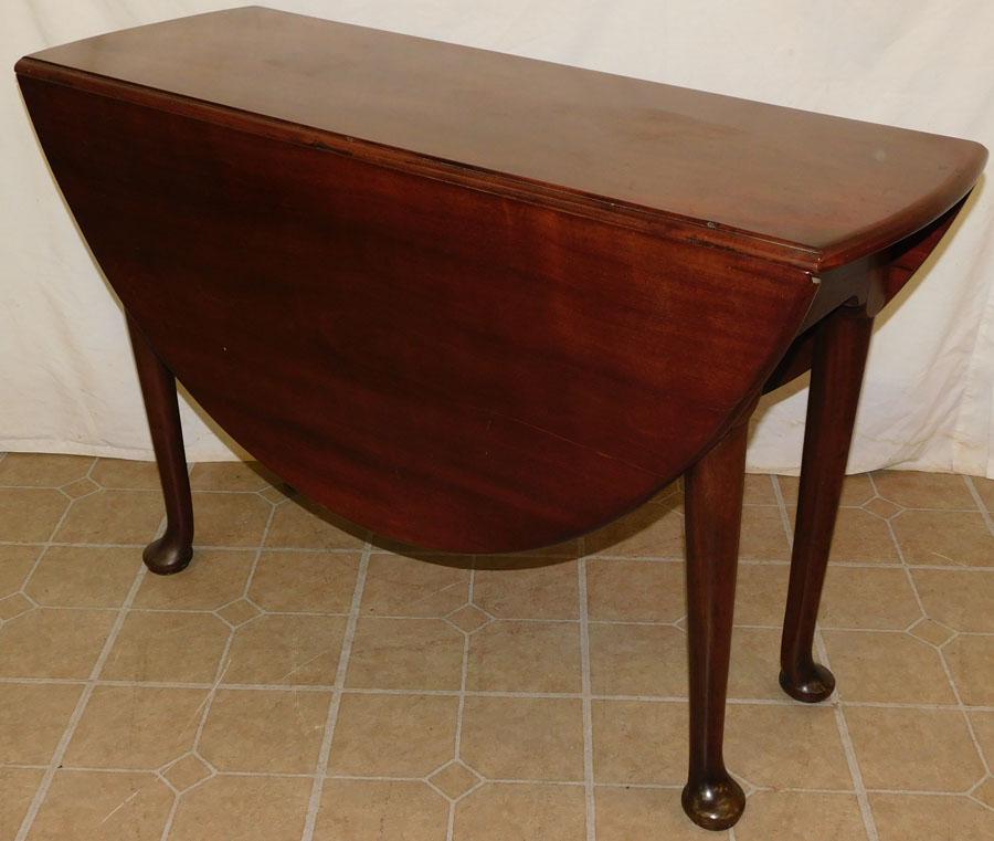 19th C Mahogany Queen Anne Drop Leaf Table (1 of 3)