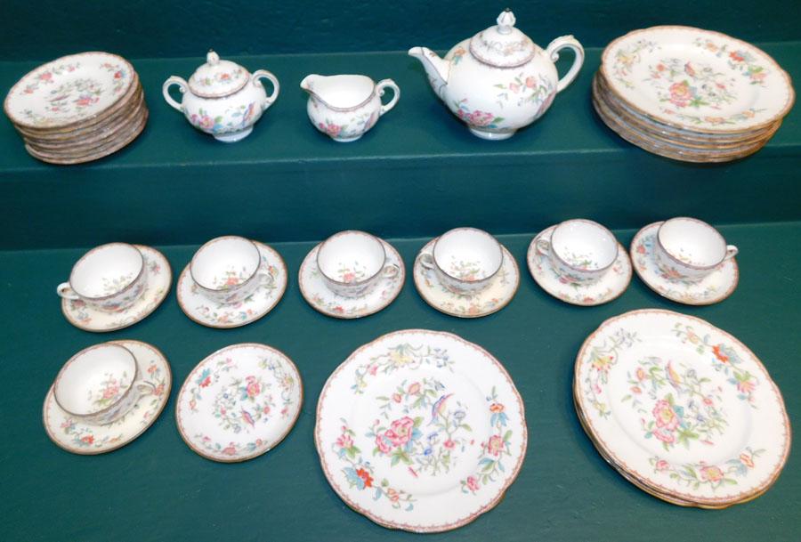 34 Pc Coalport China (1 of 6)