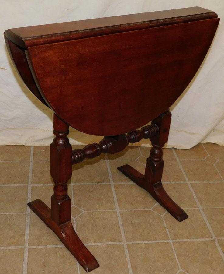 Cherry Coaching Table: Cherry Coaching Table. 25 1/2" W 14" D 26 1/4" H