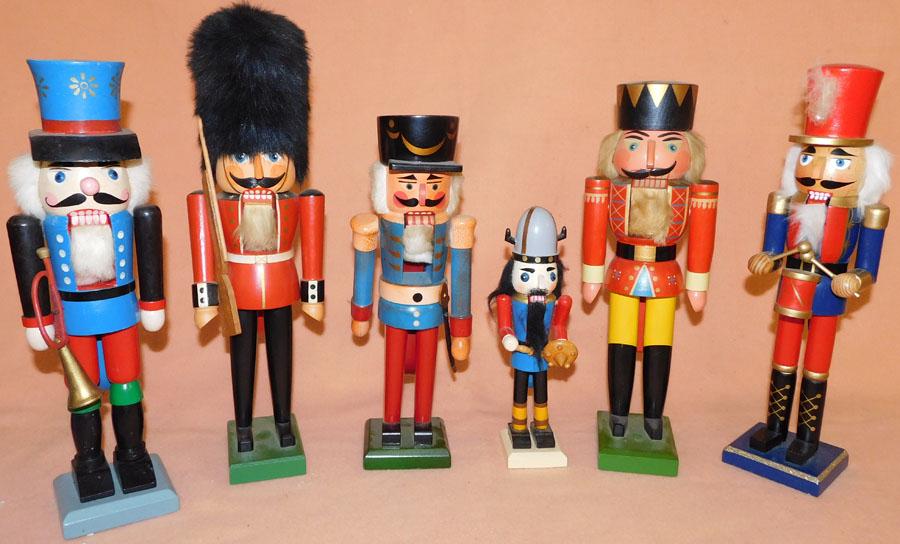 Box Lot Christmas Nutcrackers: Box Lot Christmas Nutcrackers.