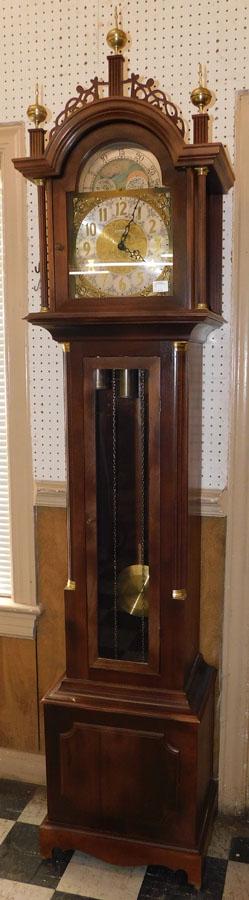 Walnut Seth Thomas Grandfather Clock: Walnut Seth Thomas Grandfather Clock. 91" H
