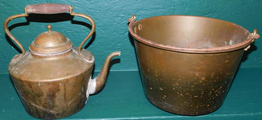Copper Kettle & Brass Bucket (1 of 2)