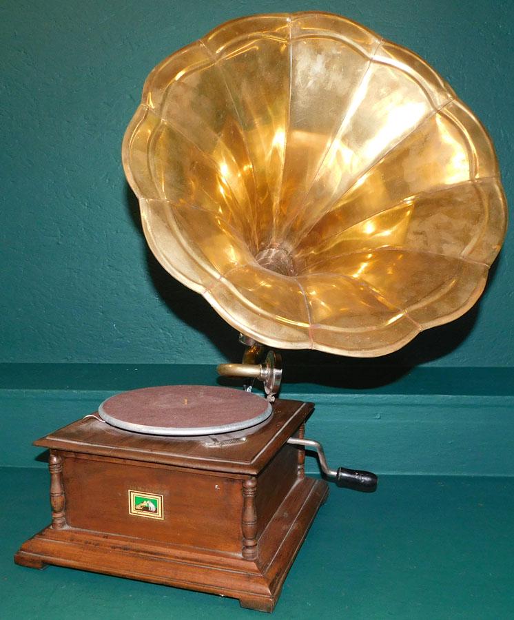 Walnut & Brass Table Top Victrola (1 of 4)
