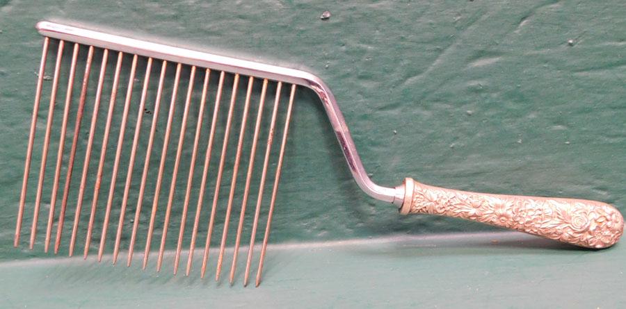 Sterling Handle Kirk & Son Cake Breaker (1 of 4)