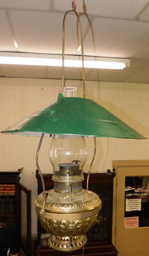 Brass Country Store Light Fixture W/ Tole Pntd Shade (1 of 3)