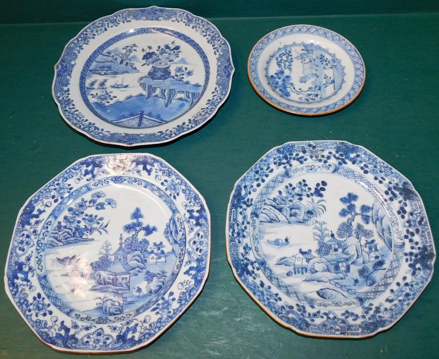 (4) 18th C Chinese B&W Scallop Edge Plates (1 of 3)
