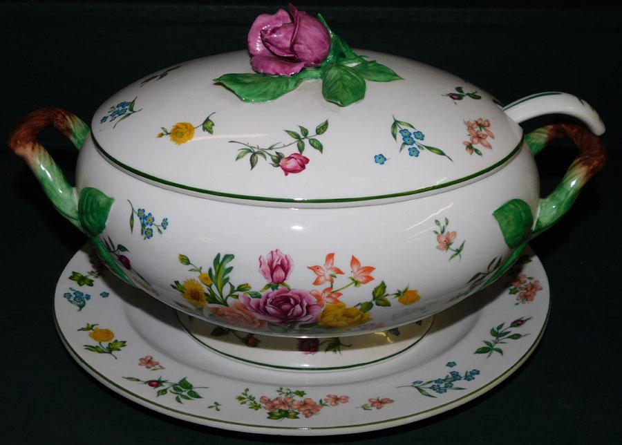 French Hand Painted Soup Tureen (1 of 7)