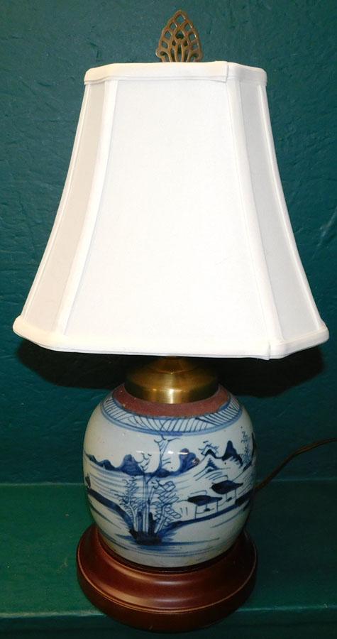 Porc B&W Oriental Ginger Jar Made Into Lamp (1 of 4)