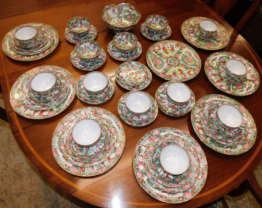 53 Pc Rose Medallion Style Dinner Set (1 of 4)