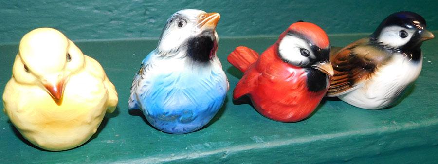 4 Goebel Porcelain Birds: 4 Goebel Porcelain Birds. 2 3/4" H