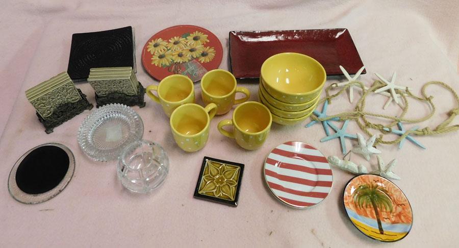 Lot Porcelain Bowls -- Cups -- Trays -- Coasters: Lot Porcelain Bowls -- Cups -- Trays -- Coasters.
