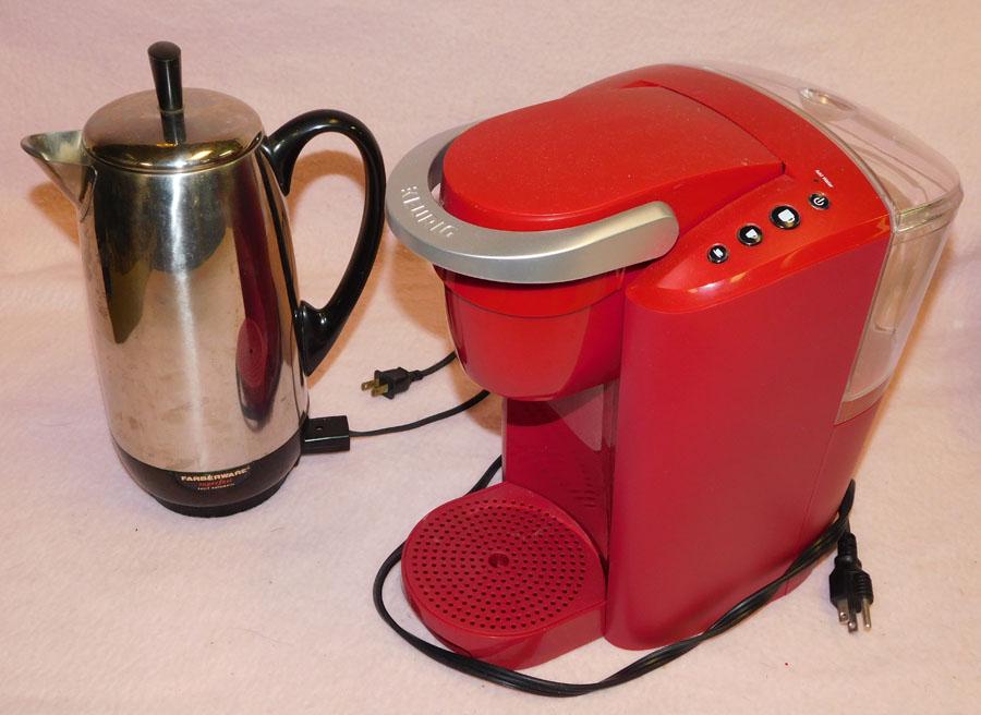 Lot Coffee Pots & Coffee Maker: Lot Coffee Pots & Coffee Maker.