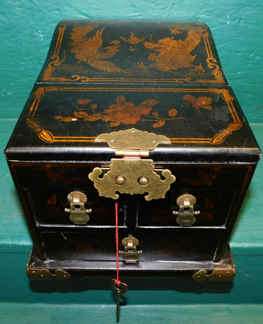 Black Lacquer Pnt Dec Oriental Shaving Stand (1 of 4)