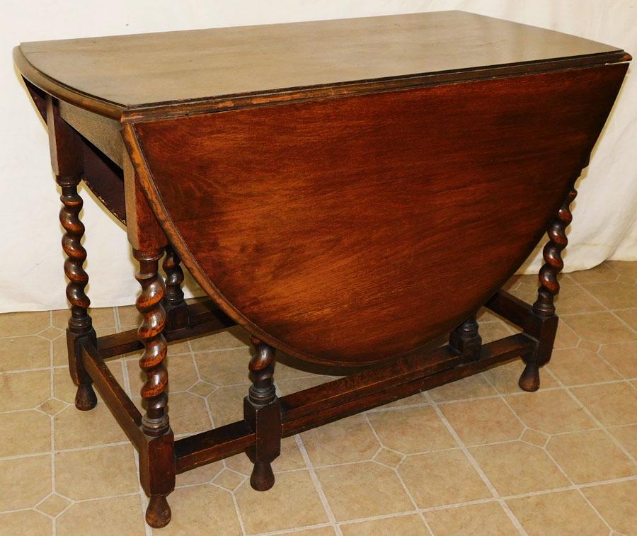 Oak Drop Leaf Gateleg Table (1 of 3)