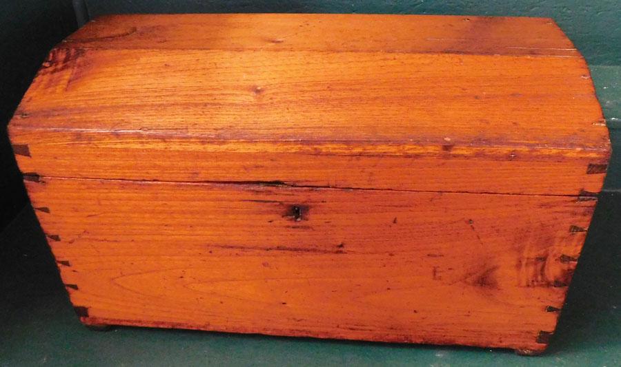 Antique Dovetail Walnut Dome Top Box (1 of 3)