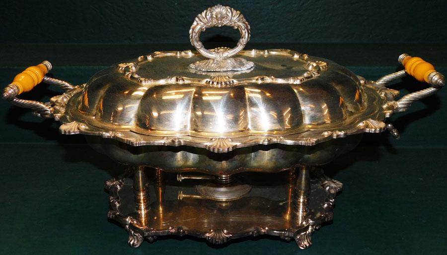 Silverplated Chafing Dish with Burner (1 of 5)