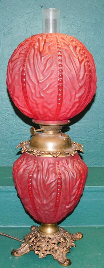 Red Satin Glass Gone with The Wind Lamp (1 of 4)