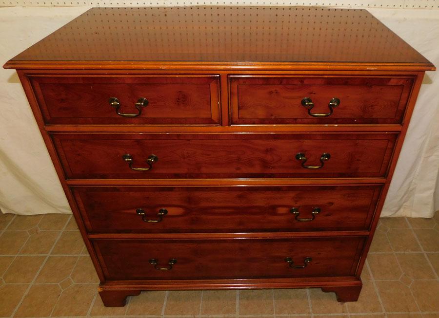 Contemporary 2/3 Yew Wood Chest (1 of 6)