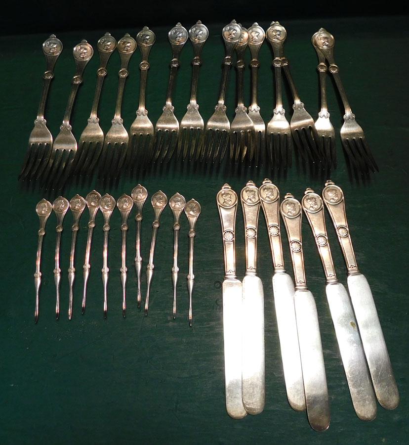 30 Pc Silver Plated Flatware By Reed & Barton (1 of 4)