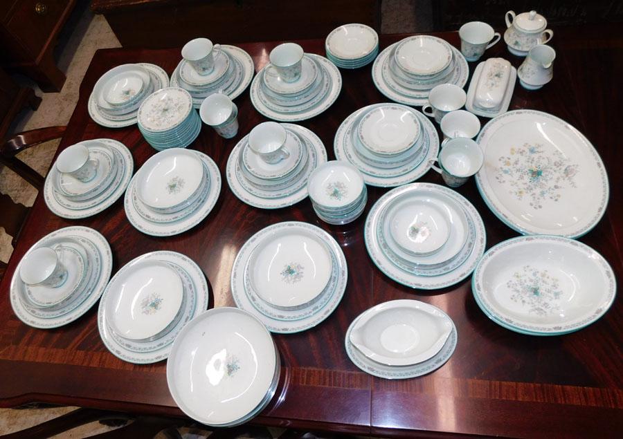 97 Pc Noritake "Paradise" Dinner Ware (1 of 5)