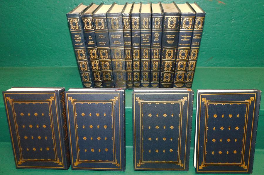 Lot 15 Decorator Books (1 of 5)