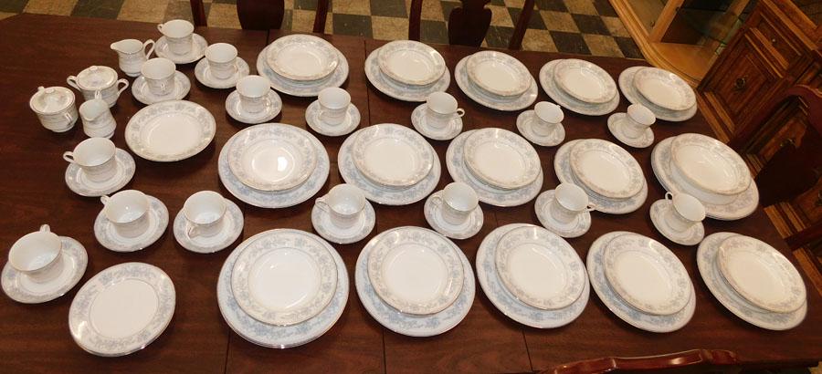 85 Pc Mikasa Porcelain Dinnerware "Dresden Rose" (1 of 4)