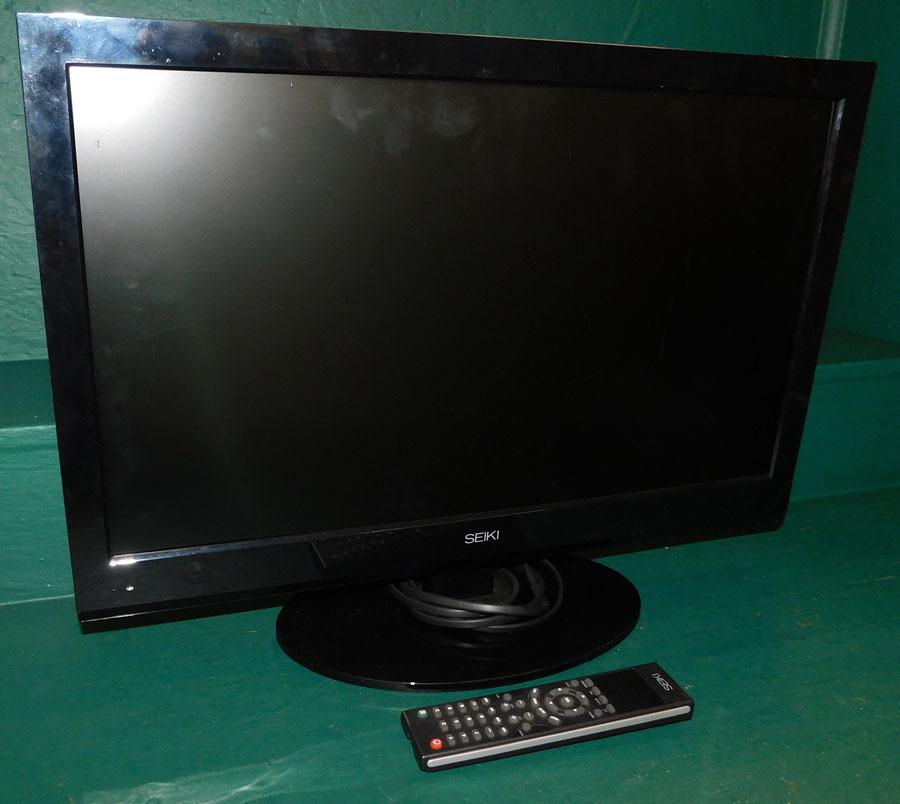 24" Seiki Flat Screen TV W/ Remote Control (1 of 2)