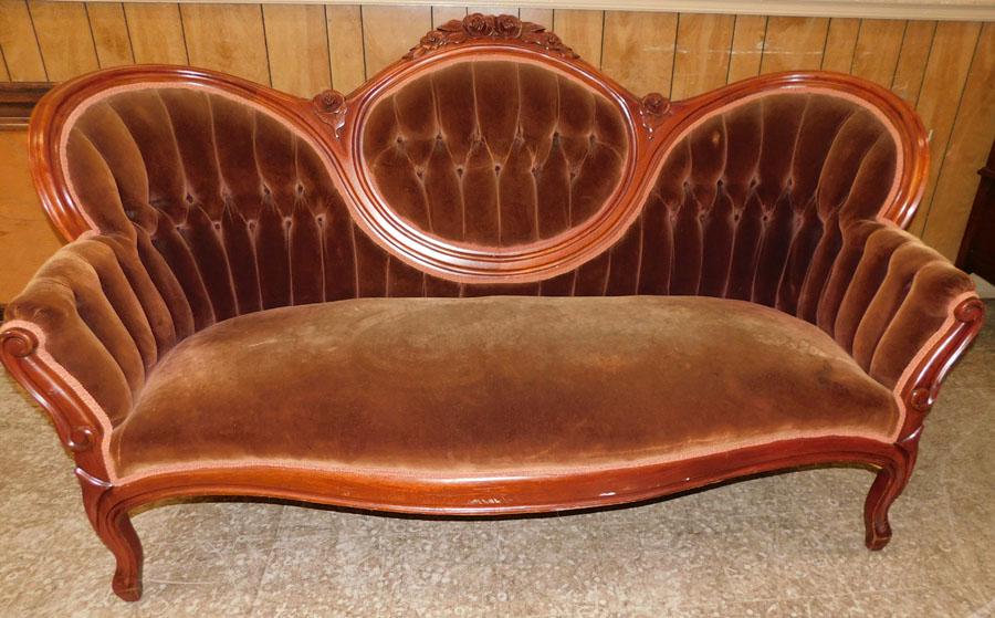 Victorian Walnut Tufted Back Sofa (1 of 6)