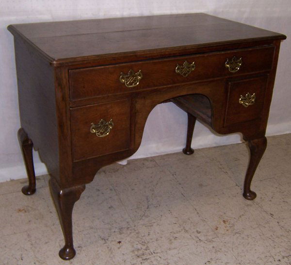 18th century English oak Queen Anne lowboy: 18th century English oak Queen Anne lowboy (39 1/2" long, 22 1/2" deep, 31" tall)