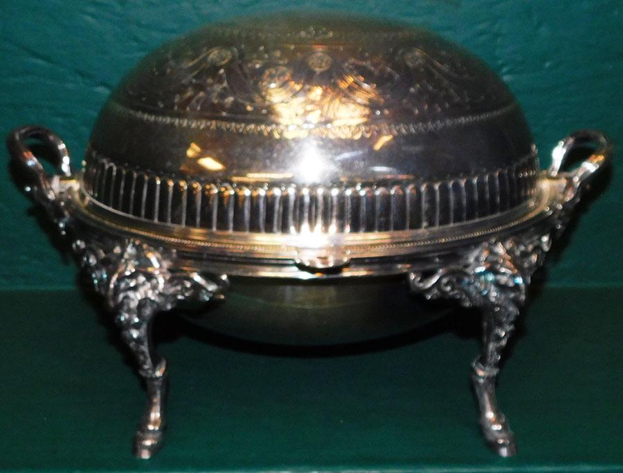 Silver Plate Bun Warmer W/ Lion Head Detail (1 of 6)