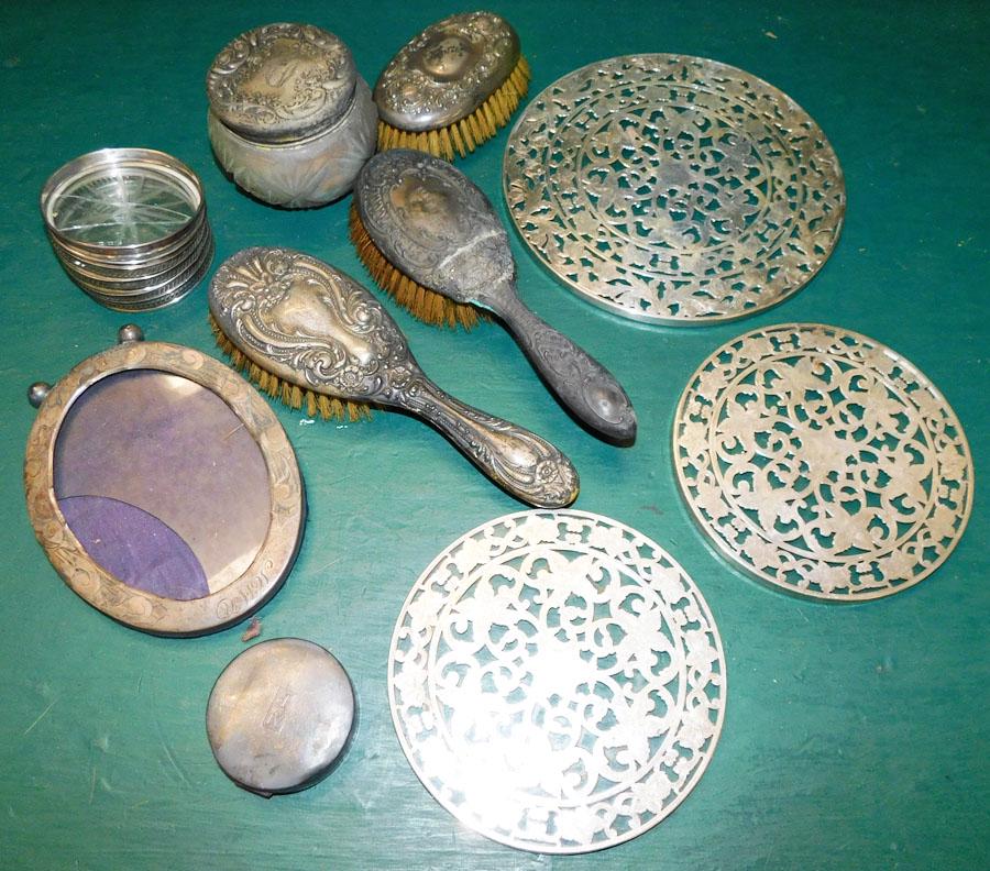Lot Sterling Handle & Sterling Weighted Items (1 of 1)