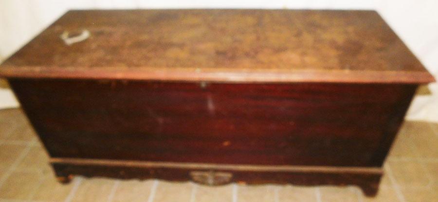 Mahogany Cedar Lined Blanket Chest (1 of 4)
