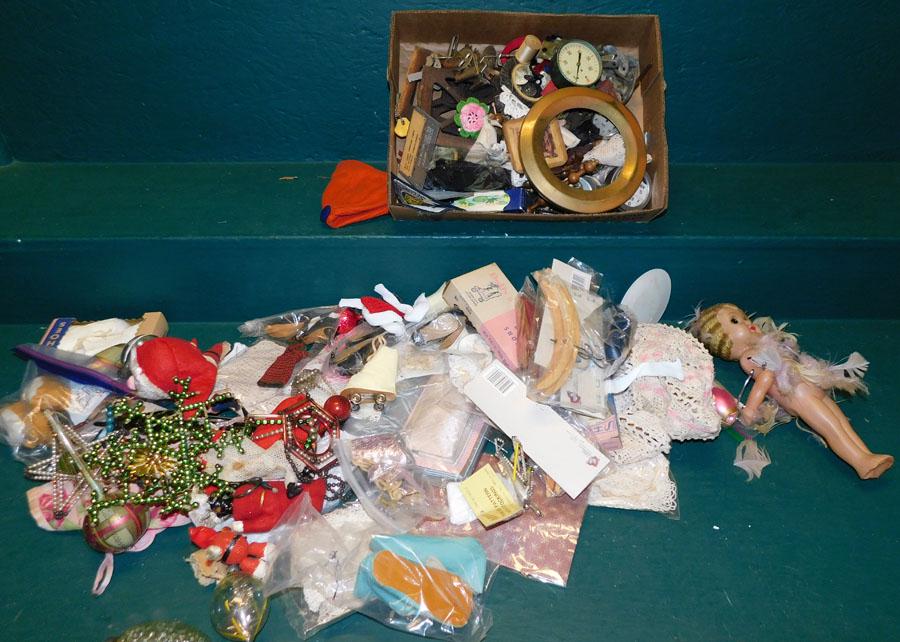 Lot Of Doll Clothing & Misc. (1 of 6)