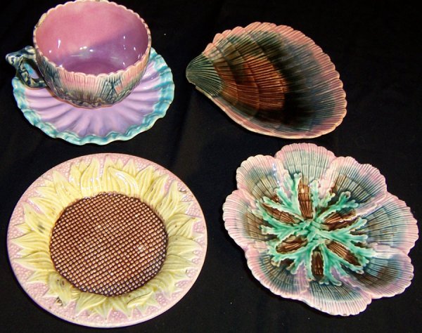(5) pieces Majolica, signed Etruscan
