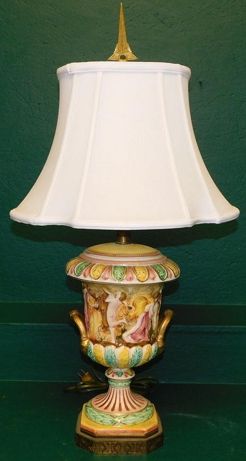 2 Porcelain & Brass Capodimonte Lamps (1 of 7)