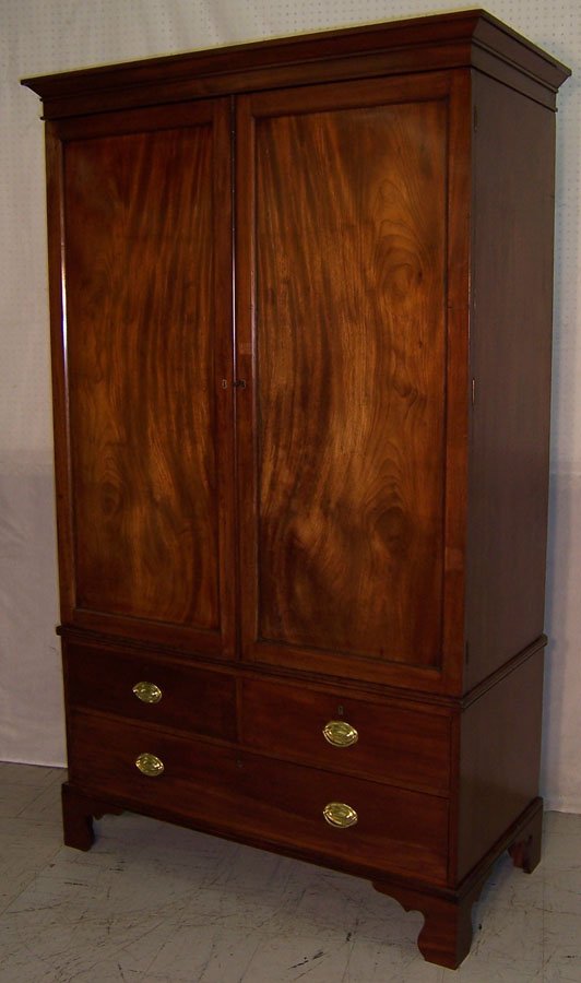 19th century mahogany linen press: 19th century mahogany linen press