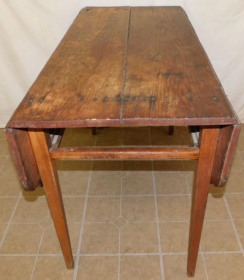 18th C Pine Drop Leaf Table (Missing Drawer) (1 of 2)